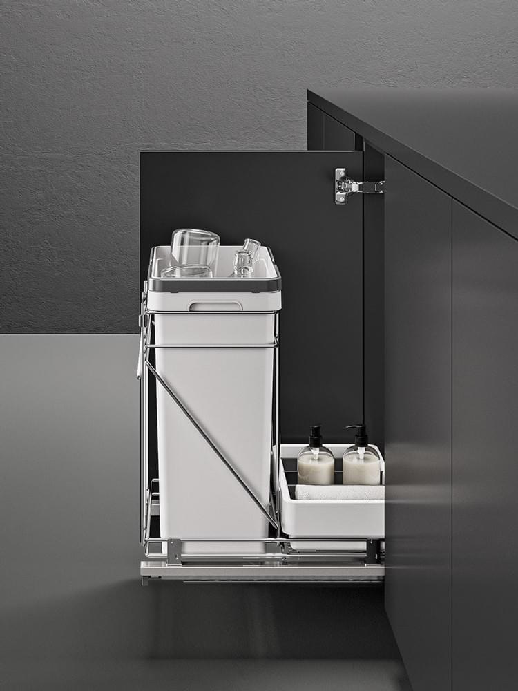 Salice - 15" Single 32 Quart Soft Close Waste Recycle Pullout